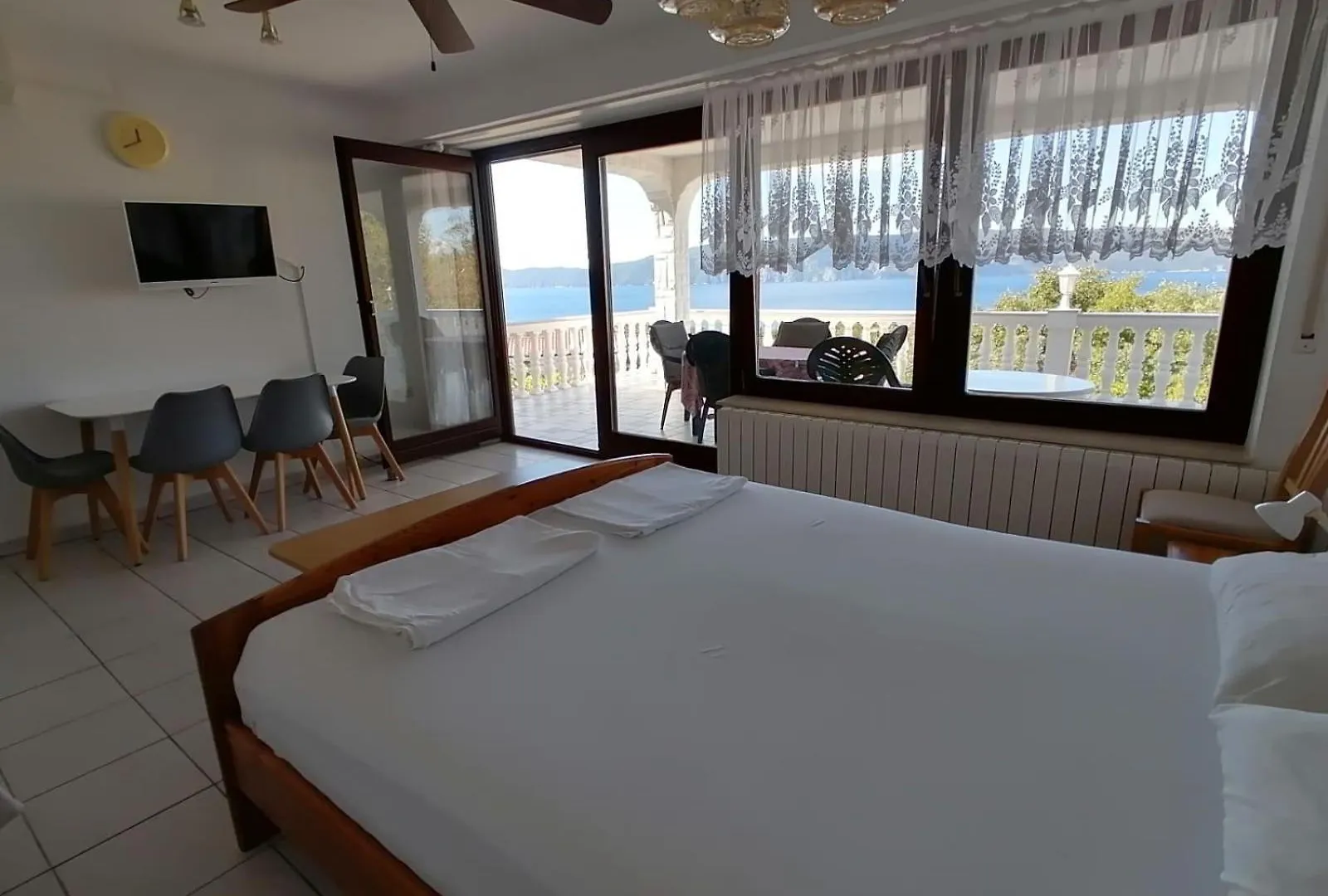 Apartment Villa Anna Pinezici